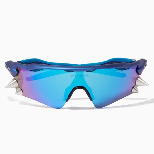 Vetements Oakley Spikes 200 Sunglasses on Ounass